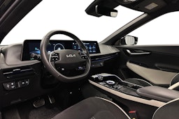 musta Kia EV6 2022 kuva 7.