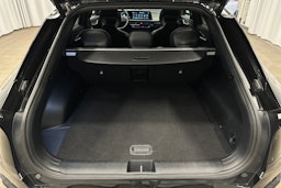 musta Kia EV6 2022 kuva 14.