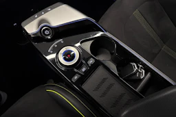 Punainen Kia EV6 2023 kuva 17.