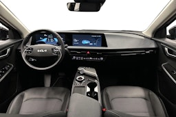 musta Kia EV6 2023 kuva 7.