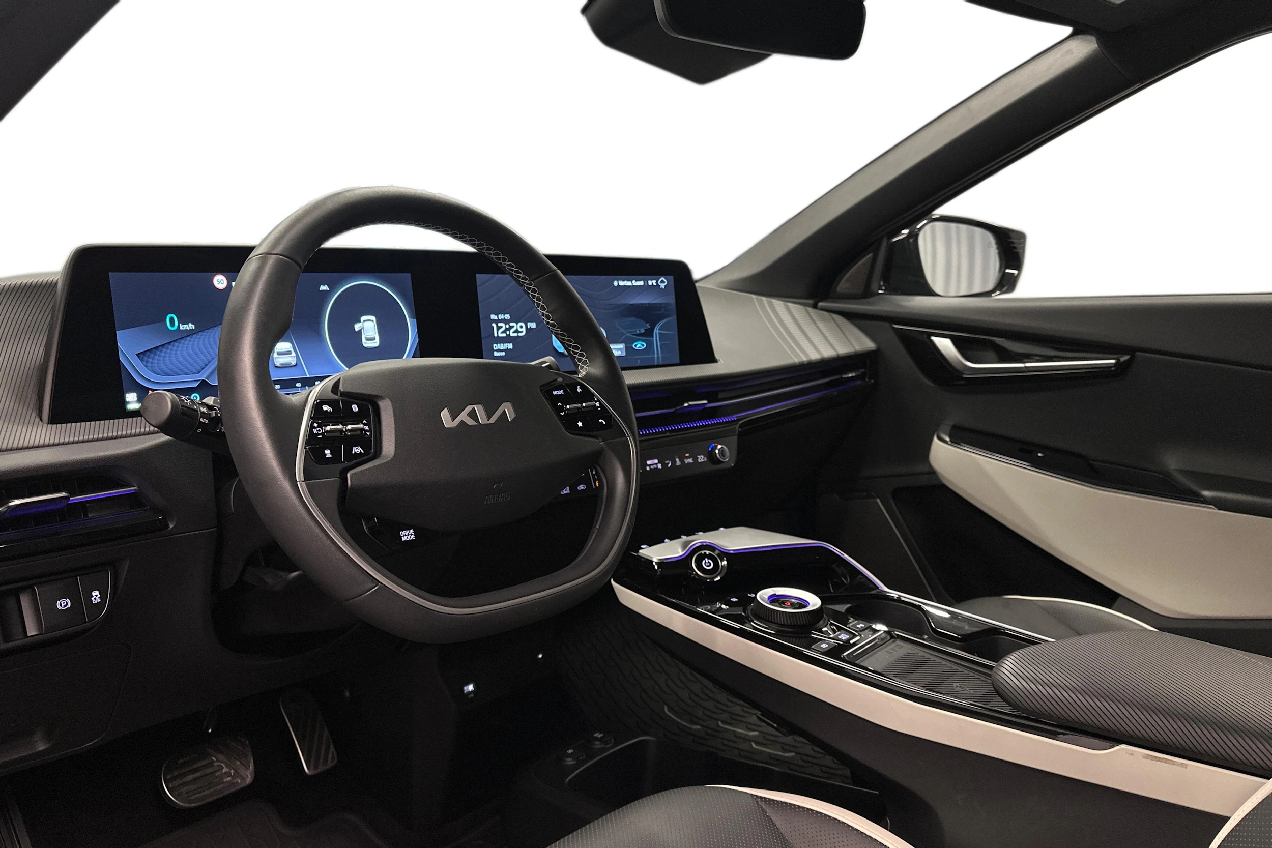 musta Kia EV6 2023 kuva 8.