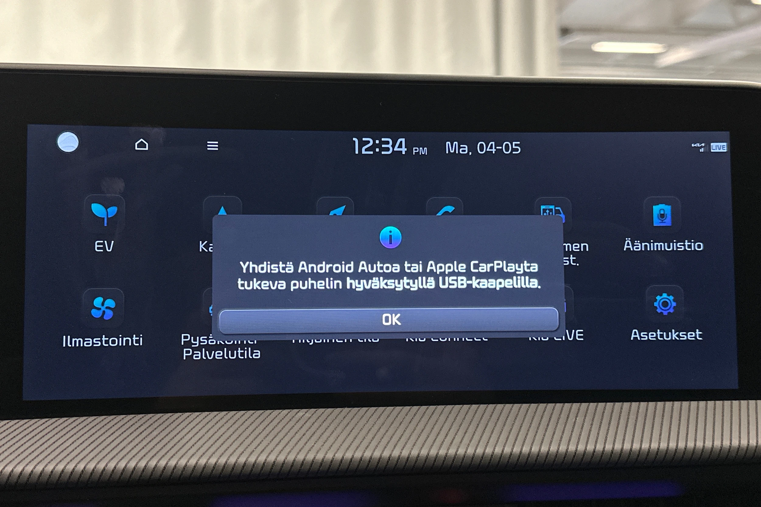 musta Kia EV6 2023 kuva 28.