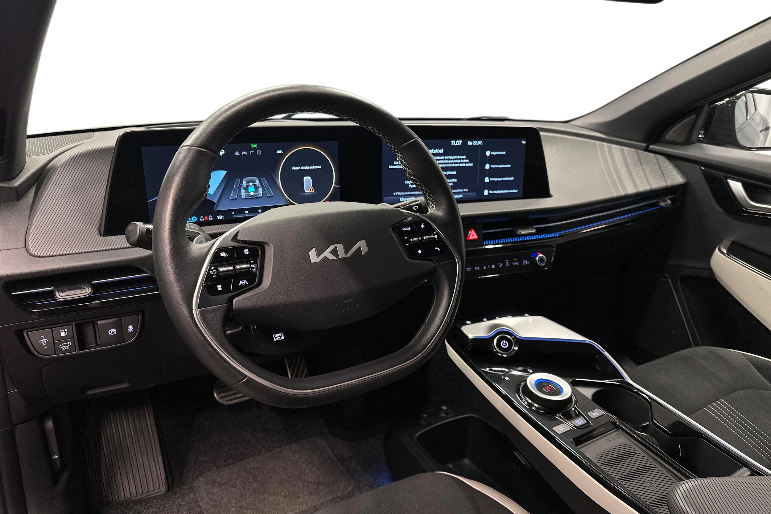 musta Kia EV6 2023 kuva 6.