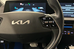 musta Kia EV6 2023 kuva 12.