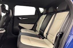 sininen Kia EV6 2023 kuva 8.