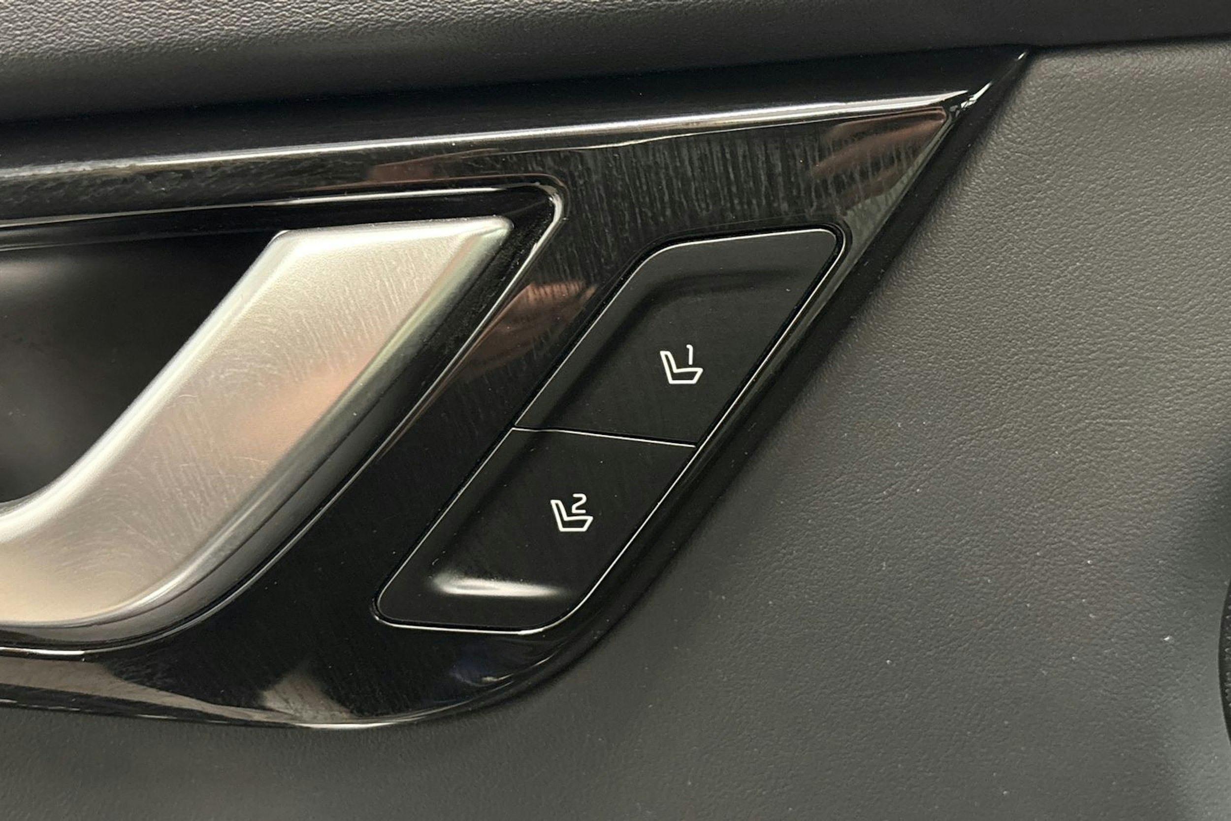 sininen Kia EV6 2023 kuva 13.