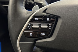 sininen Kia EV6 2023 kuva 15.