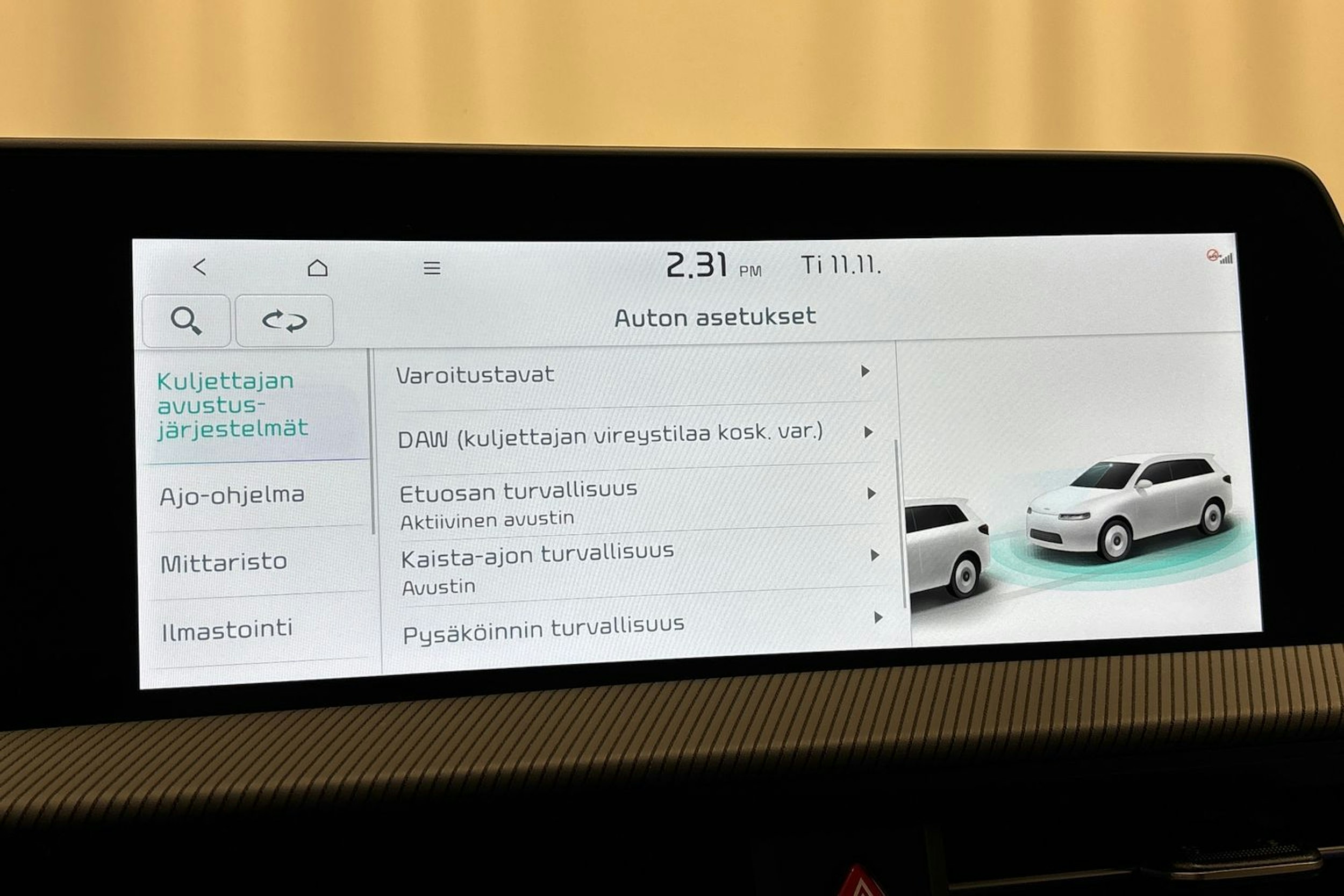 sininen Kia EV6 2023 kuva 22.