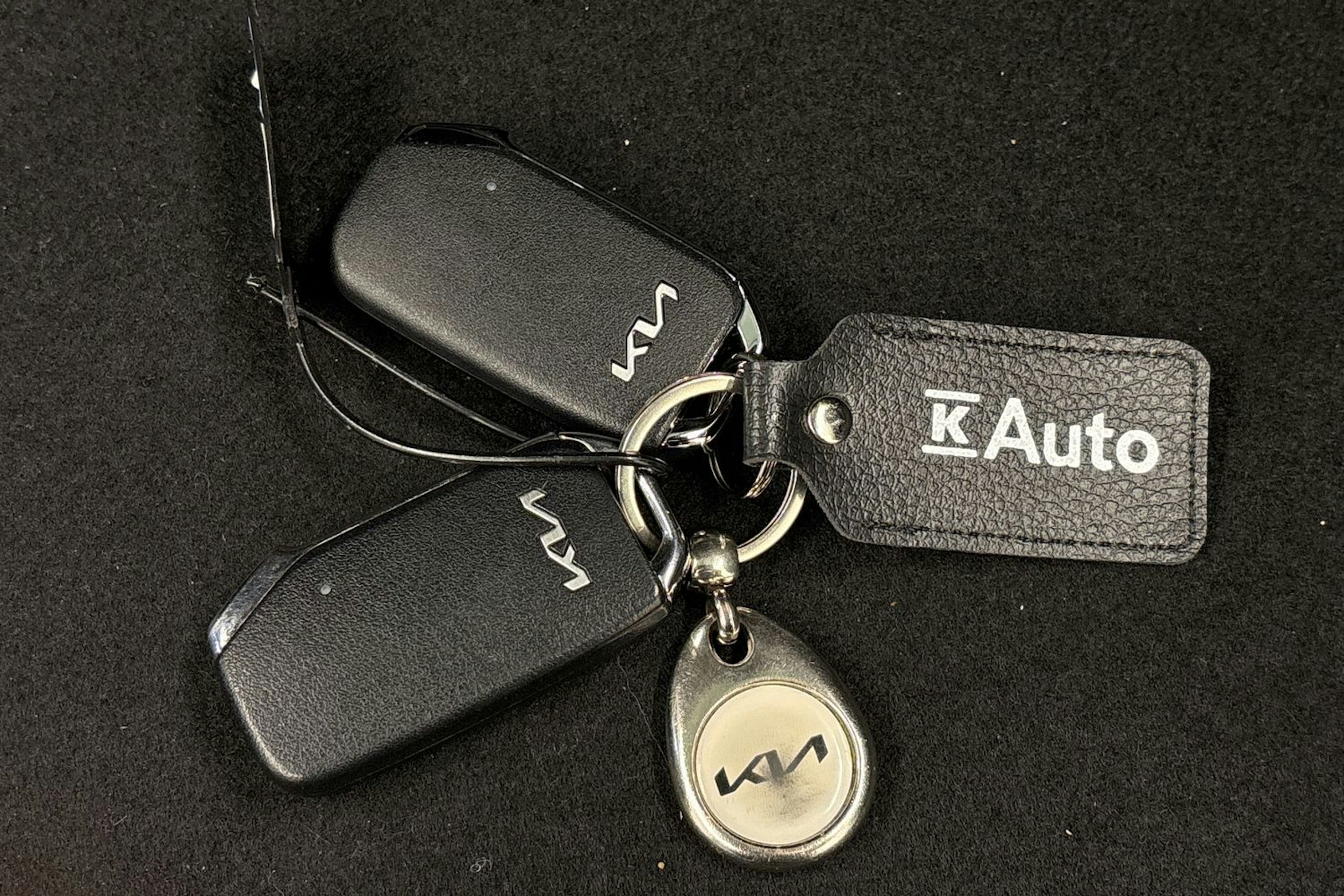 sininen Kia EV6 2023 kuva 26.