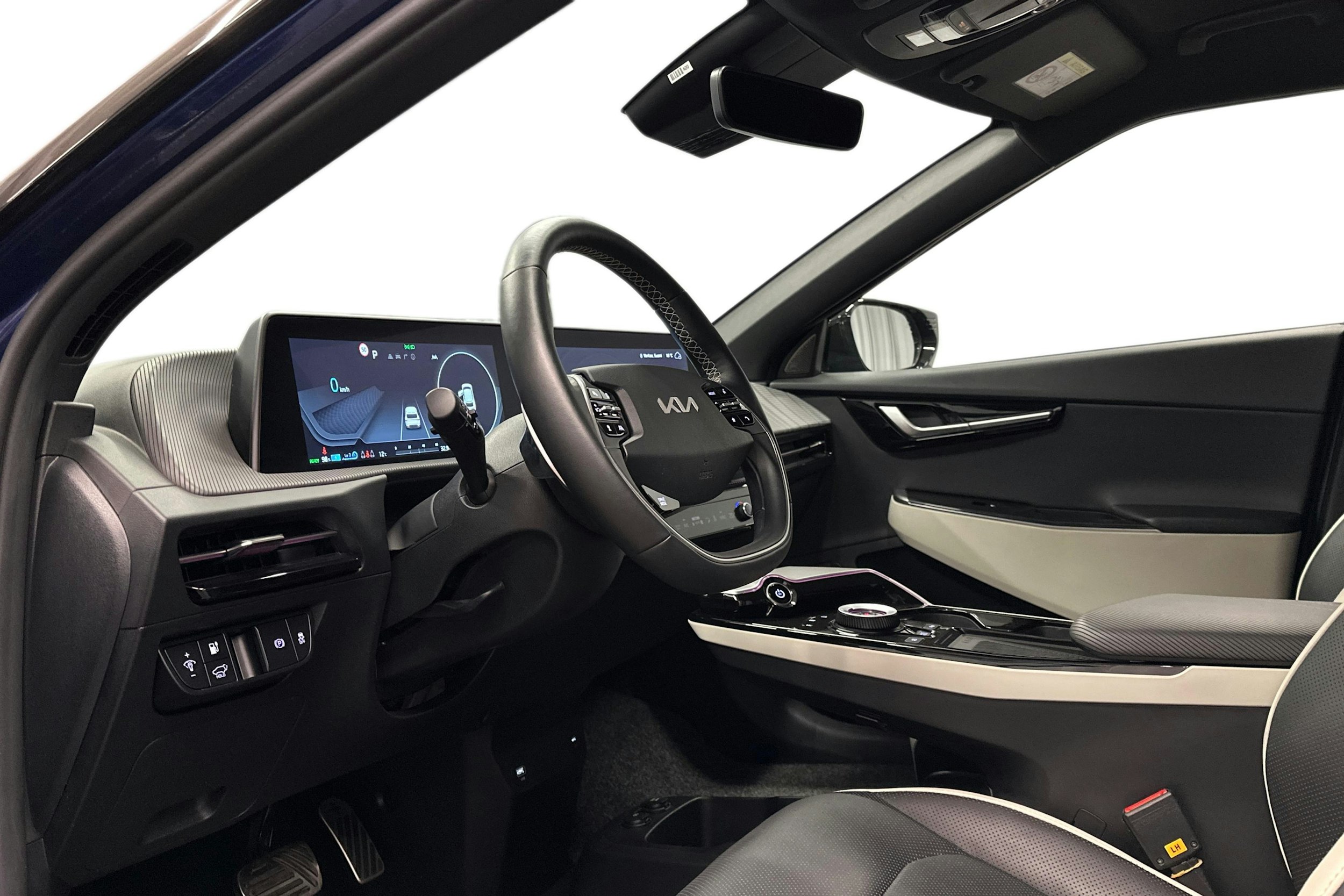 sininen Kia EV6 2023 kuva 7.