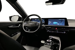 sininen Kia EV6 2023 kuva 9.