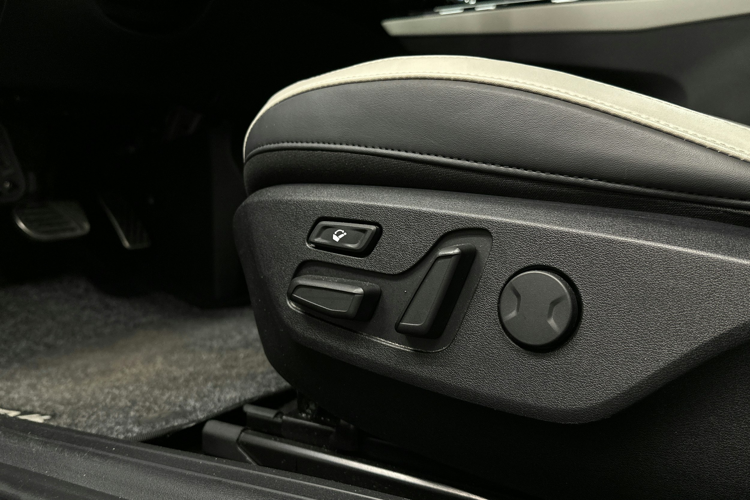 sininen Kia EV6 2023 kuva 26.