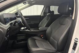 valkoinen Kia EV6 2023 kuva 13.