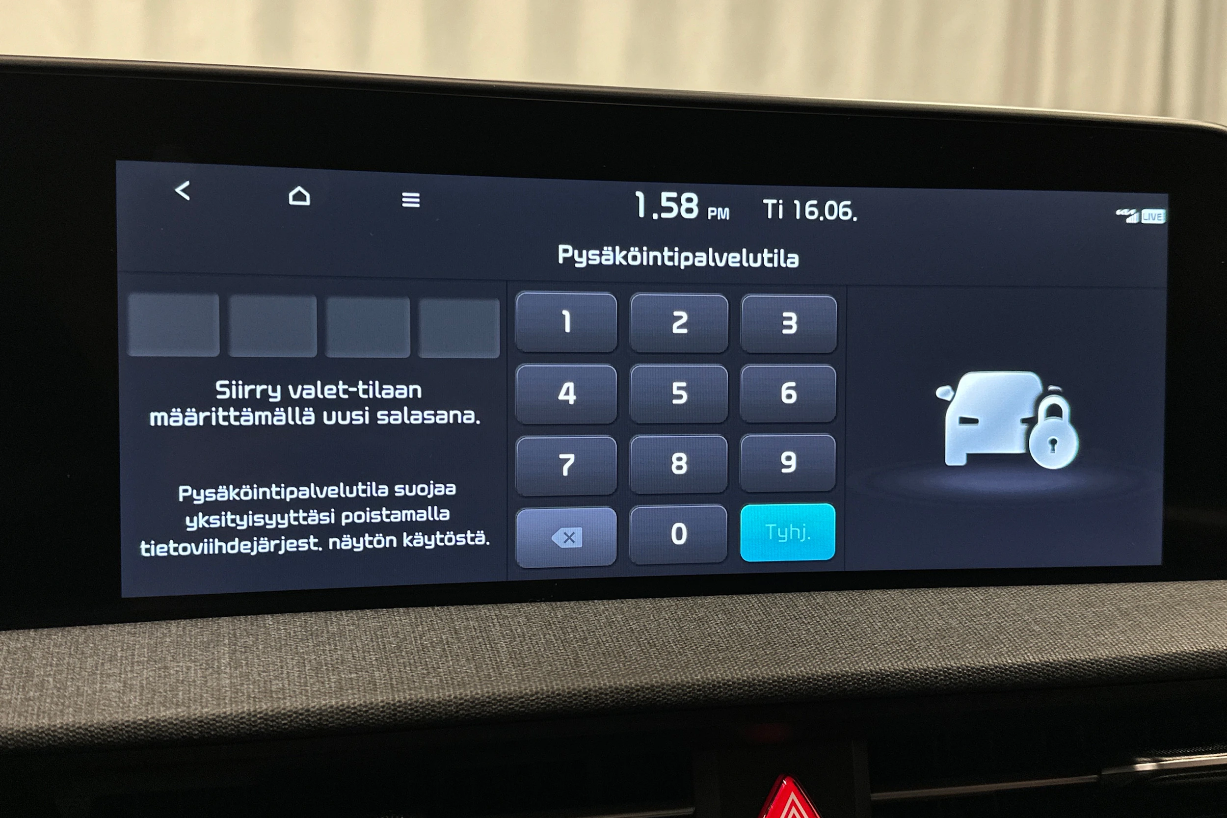 valkoinen Kia EV6 2023 kuva 24.