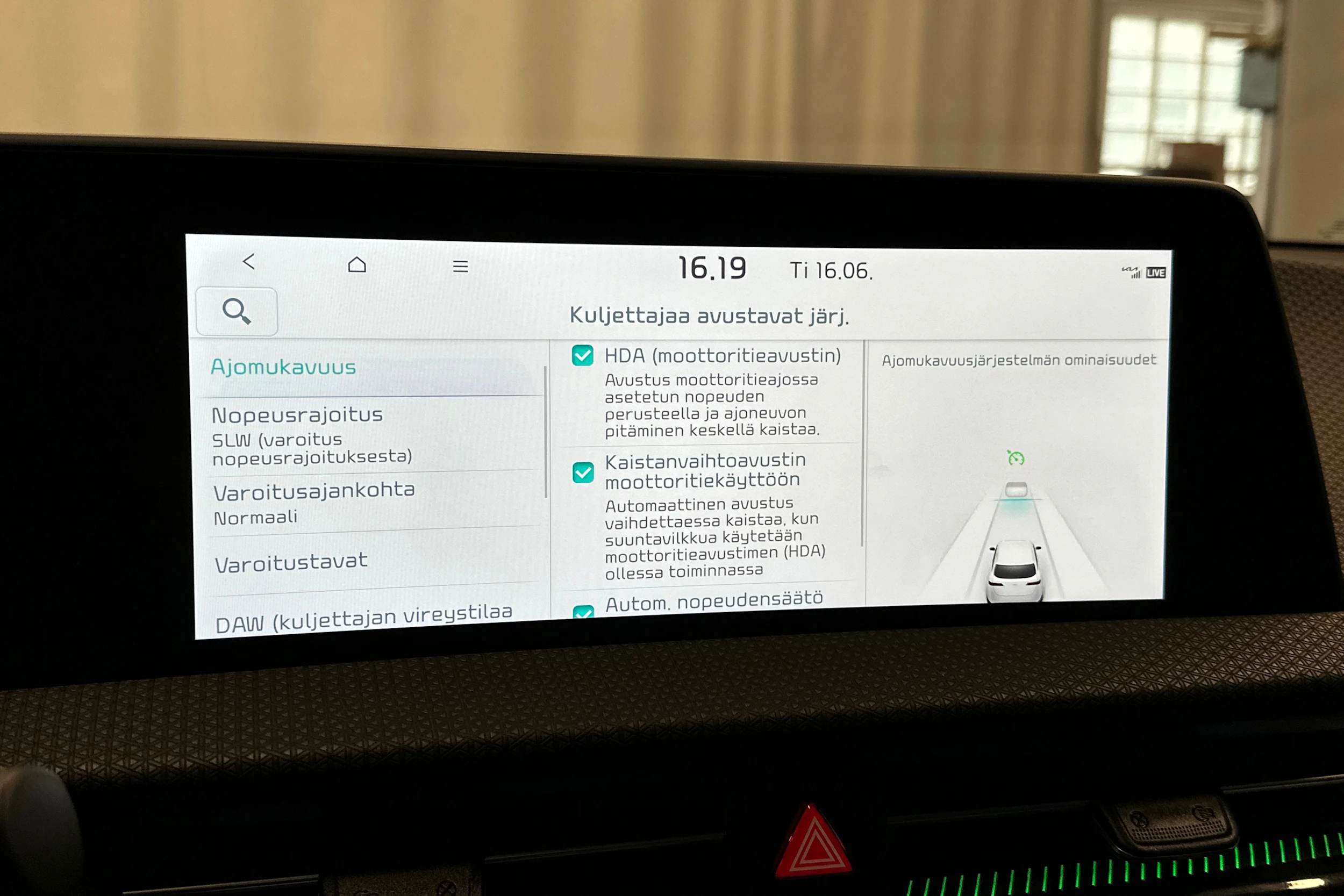 harmaa Kia EV6 2023 kuva 26.