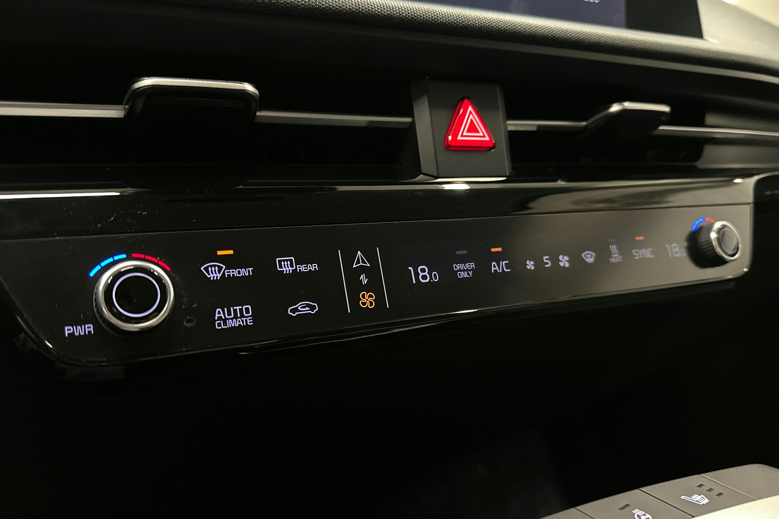 harmaa Kia EV6 2023 kuva 21.