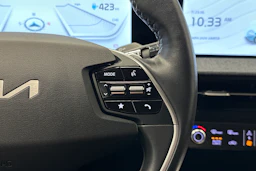 musta Kia EV6 2023 kuva 12.