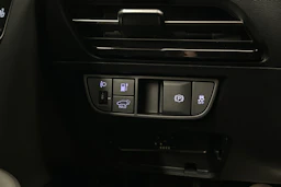 musta Kia EV6 2023 kuva 15.