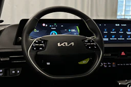 valkoinen Kia EV6 2024 kuva 17.