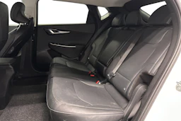 valkoinen Kia EV6 2023 kuva 11.