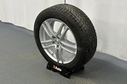 valkoinen Kia EV6 2023 kuva 13.