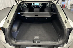 valkoinen Kia EV6 2023 kuva 15.