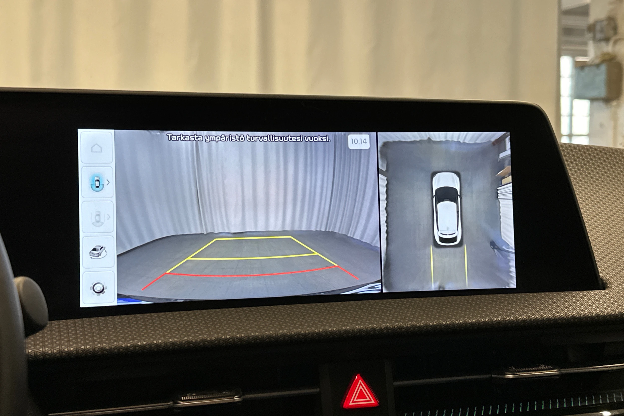 valkoinen Kia EV6 2023 kuva 30.