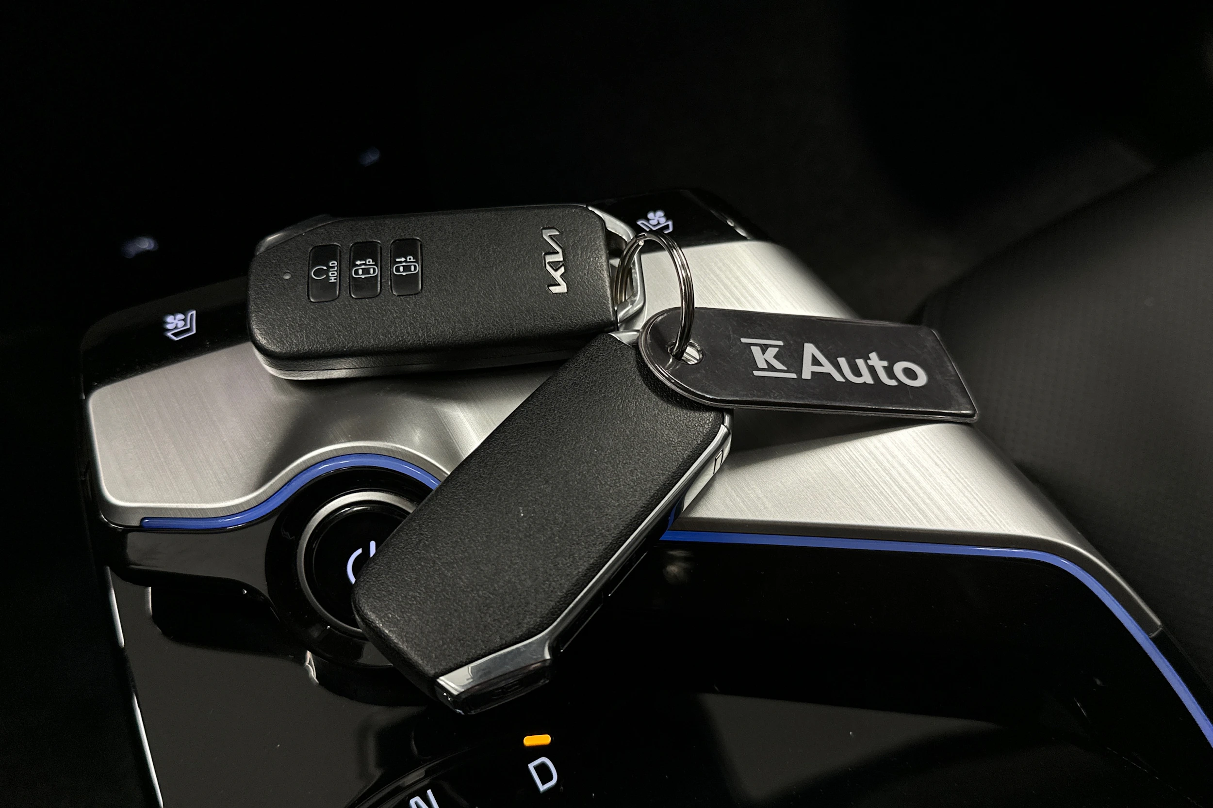 valkoinen Kia EV6 2023 kuva 31.