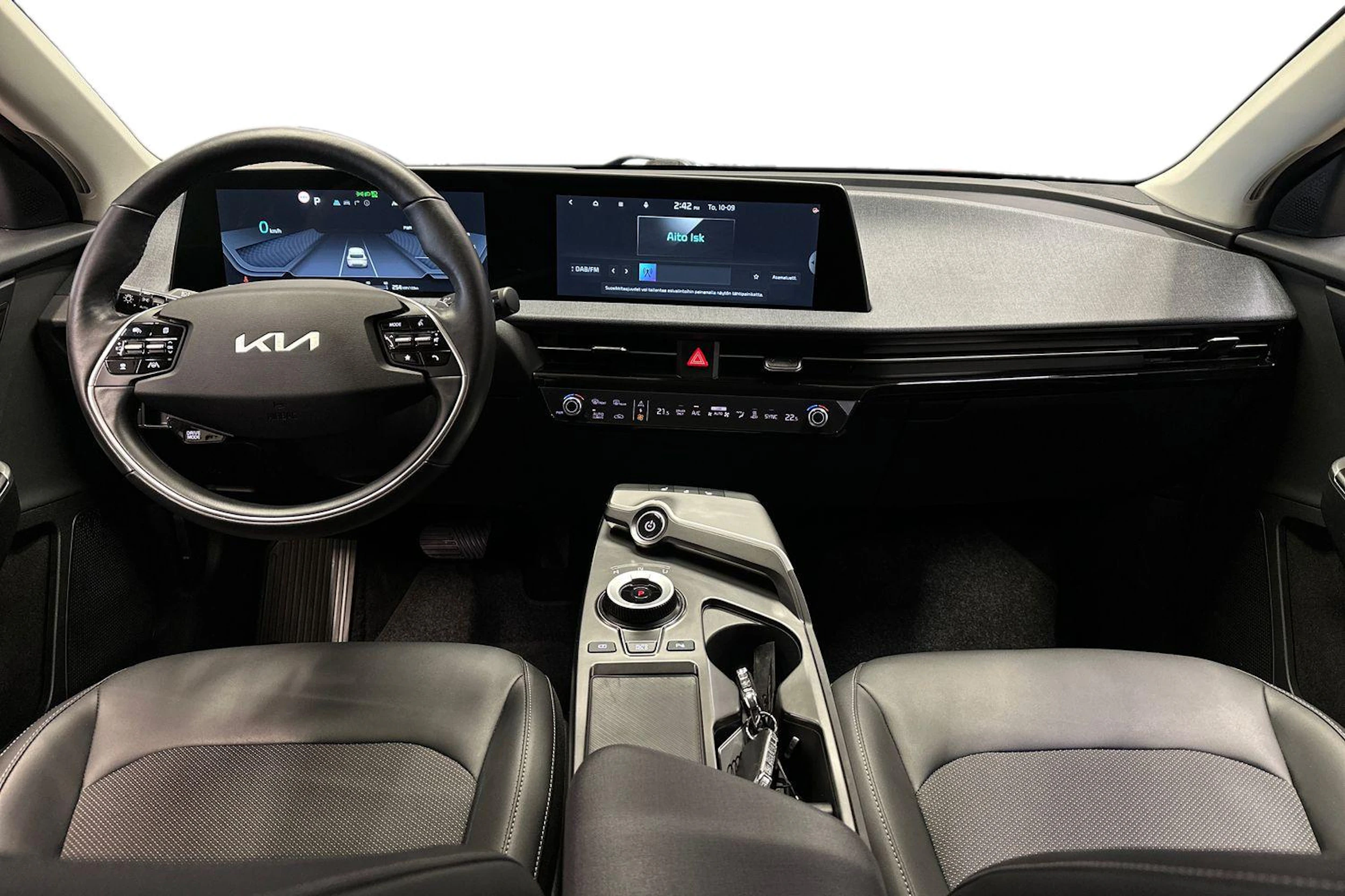sininen Kia EV6 2023 kuva 7.