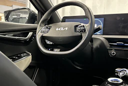 harmaa Kia EV6 2023 kuva 11.