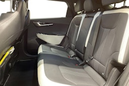 valkoinen Kia EV6 2023 kuva 10.