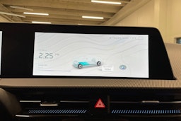 valkoinen Kia EV6 2023 kuva 17.