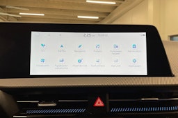 valkoinen Kia EV6 2023 kuva 18.