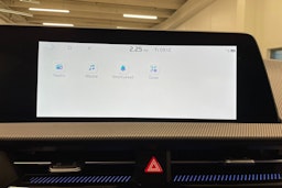 valkoinen Kia EV6 2023 kuva 19.