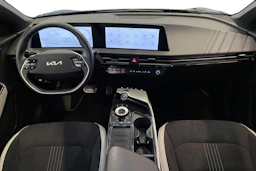 sininen Kia EV6 2023 kuva 7.