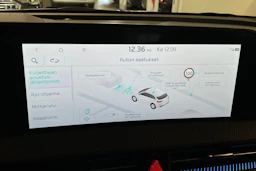 sininen Kia EV6 2023 kuva 18.