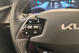 sininen Kia EV6 2023 kuva 16.