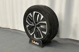 harmaa Kia EV6 2023 kuva 13.