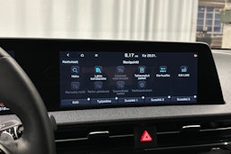 harmaa Kia EV6 2023 kuva 23.