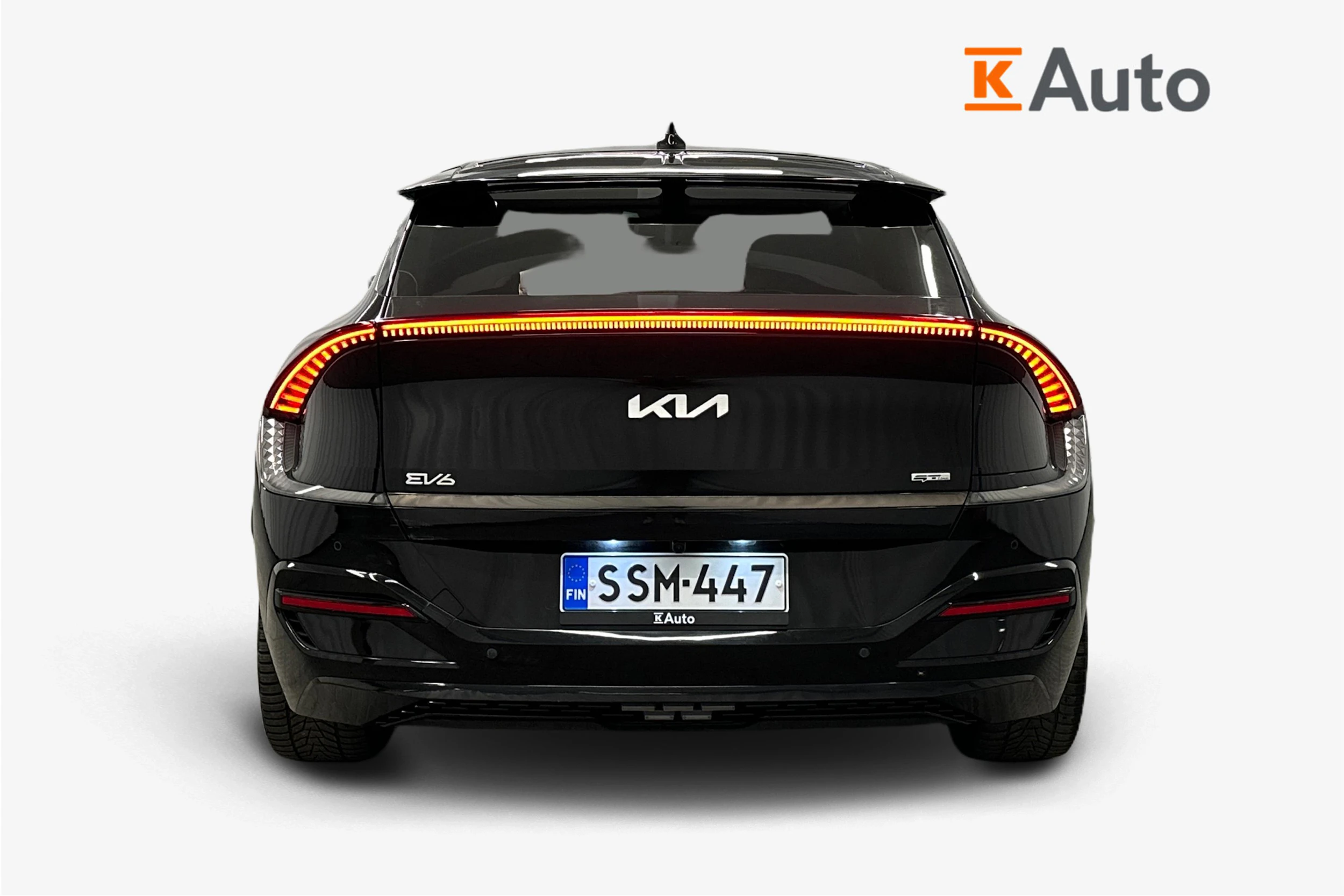 musta Kia EV6 2023 kuva 4.