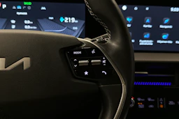 musta Kia EV6 2023 kuva 16.
