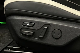 musta Kia EV6 2023 kuva 28.