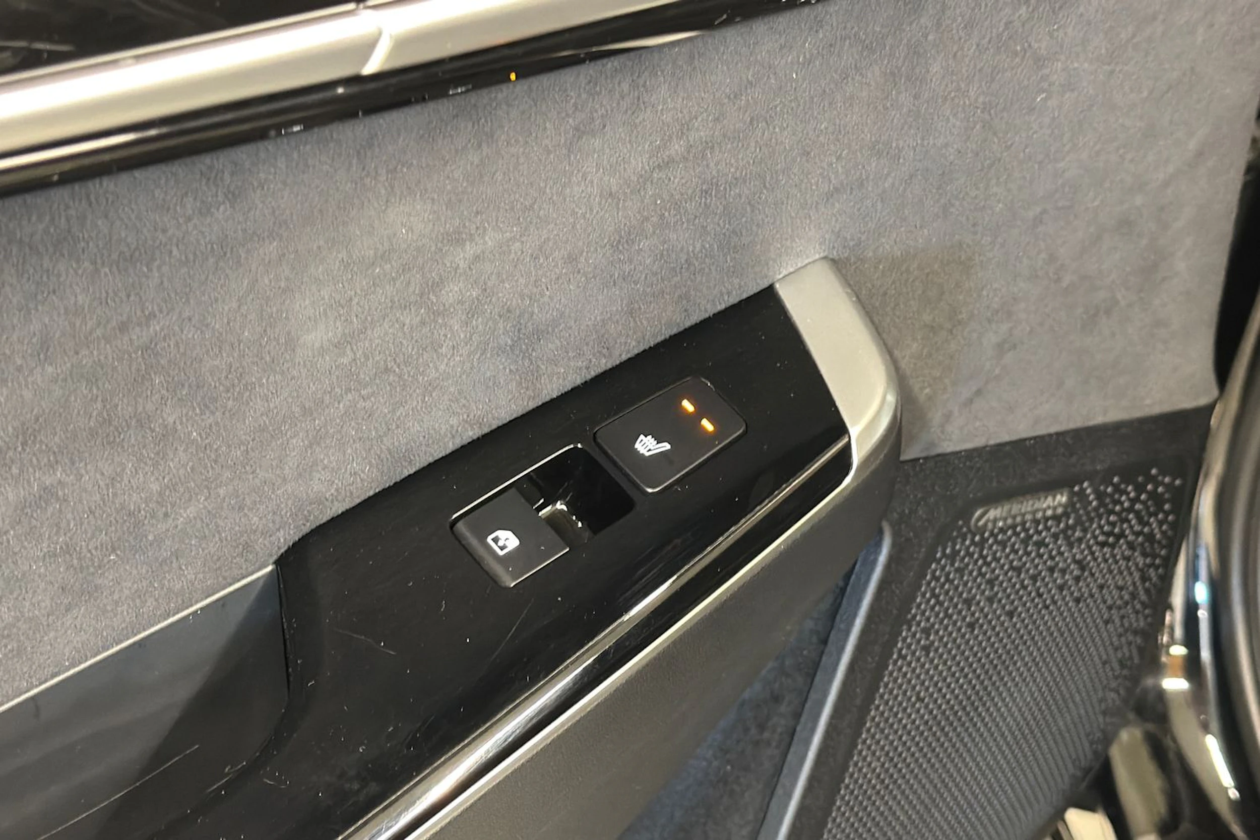 musta Kia EV6 2023 kuva 16.