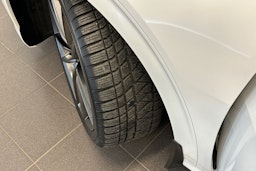 Valkoinen Kia EV6 2023 kuva 10.