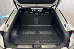 Valkoinen Kia EV6 2023 kuva 35.