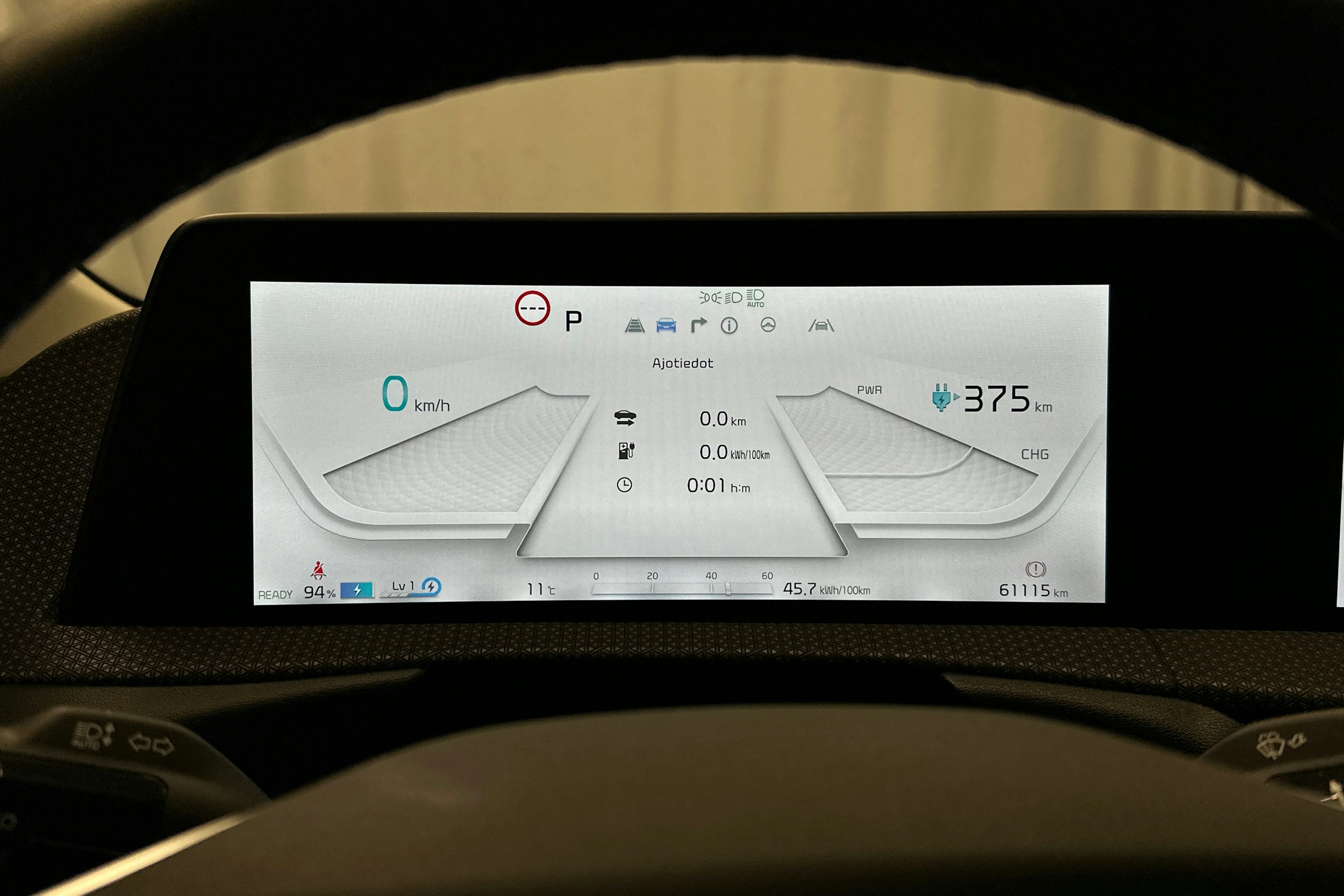 musta Kia EV6 2023 kuva 19.