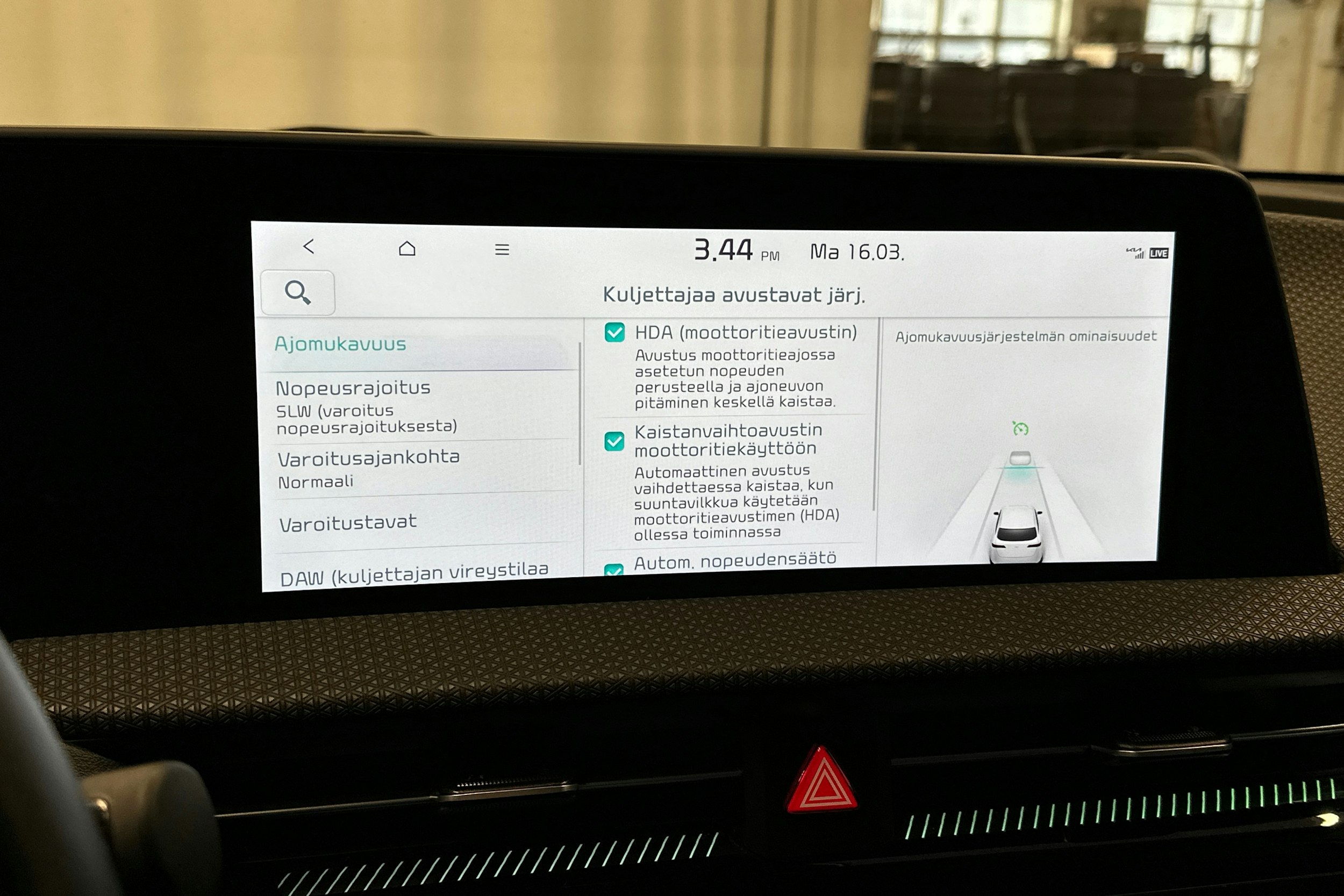 musta Kia EV6 2023 kuva 21.