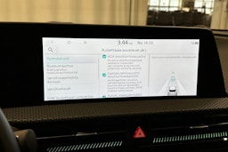 musta Kia EV6 2023 kuva 21.