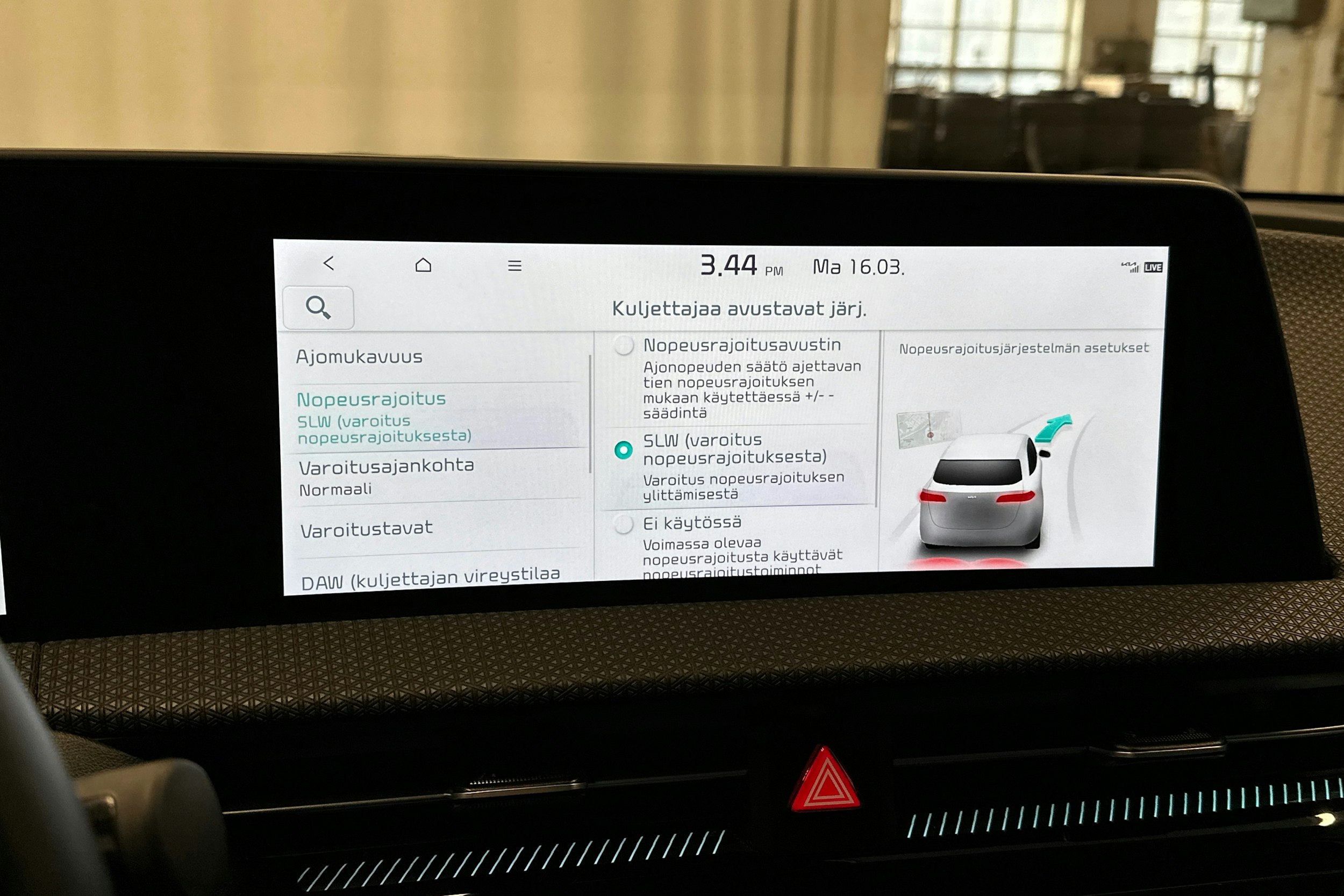 musta Kia EV6 2023 kuva 22.