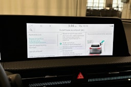 musta Kia EV6 2023 kuva 22.